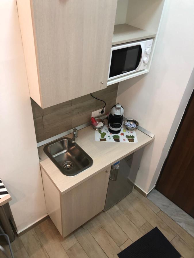 la Casina di Lia in Via dei Tribunali Napoli Esterno foto